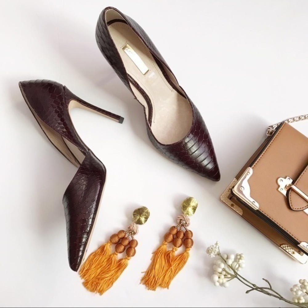 Louise et cie leather crocodile pumps